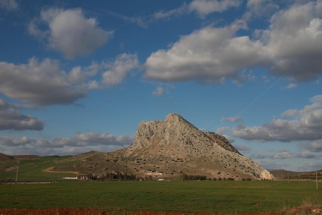 Los Dólmenes Hotel Antequera Exterior foto